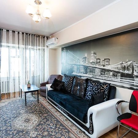 Ussr Hostel Bisjkek Eksteriør billede