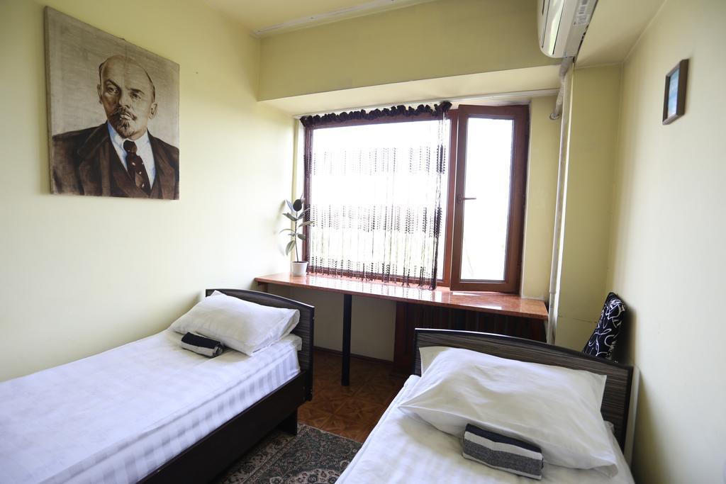 Ussr Hostel Bisjkek Værelse billede