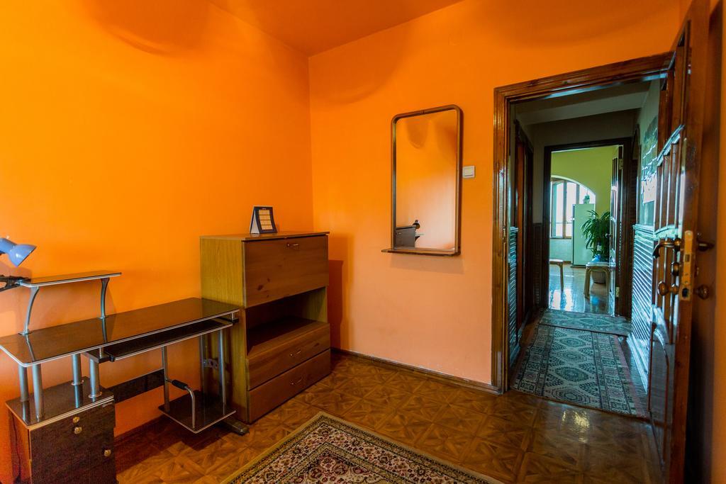 Ussr Hostel Bisjkek Værelse billede